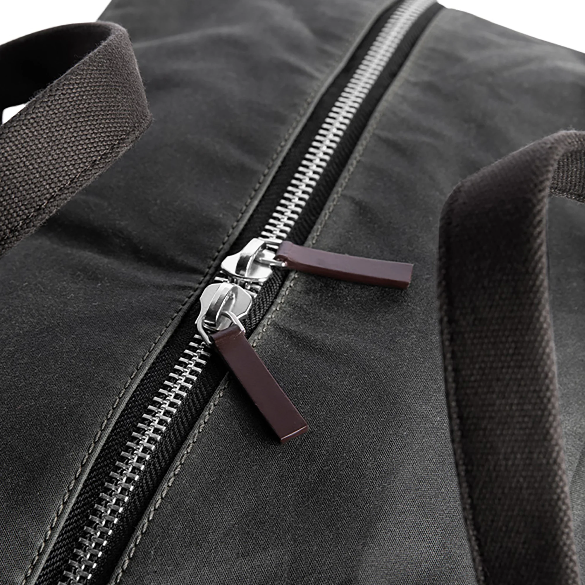 Cambridge Weekender Duffle - Image 4