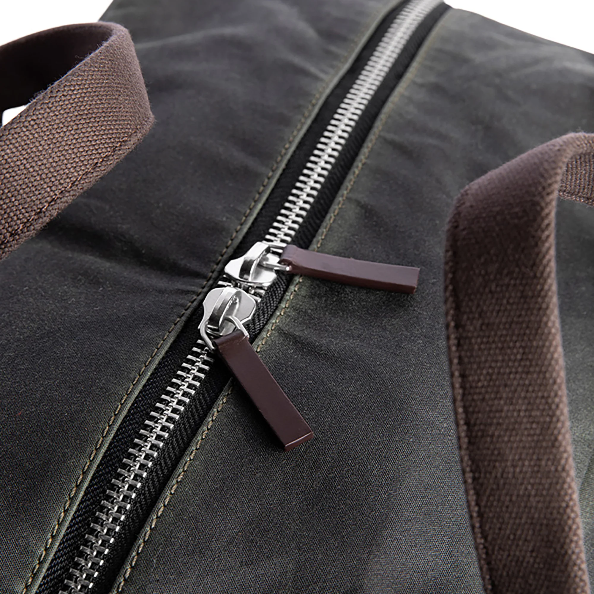Cambridge Weekender Duffle - Image 9